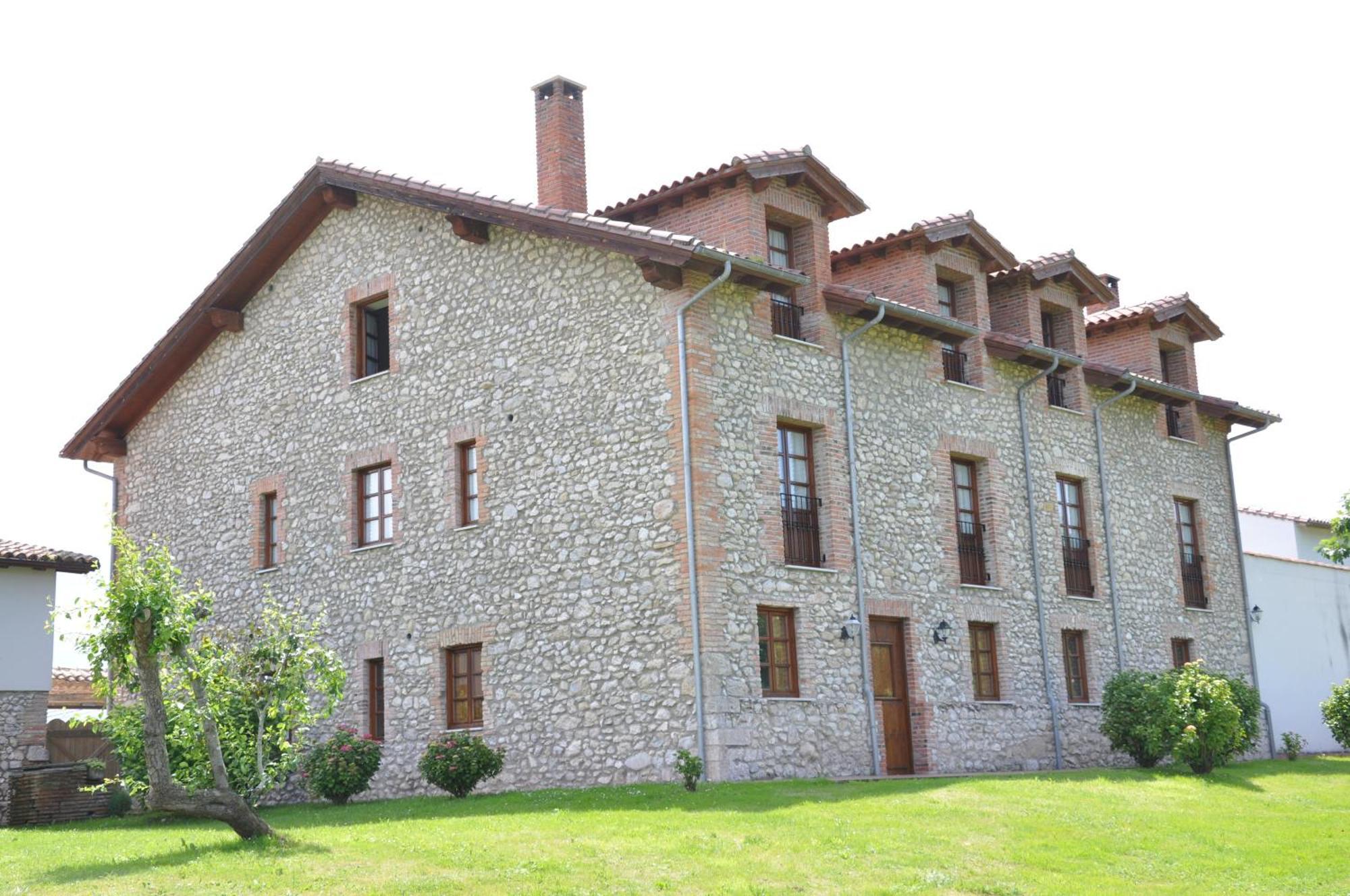 Posada La Torre Serdio ภายนอก รูปภาพ